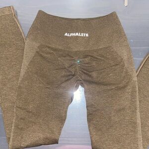 Alphalete Amplify - size small